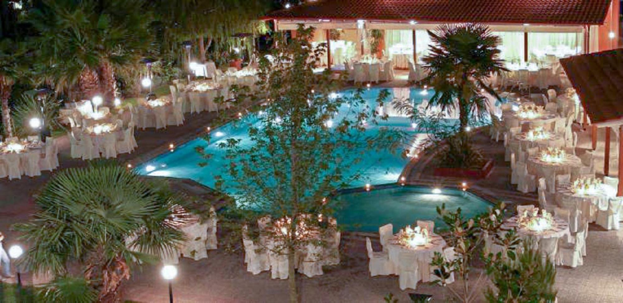 Four Seasons Hotel Trílofon Exterior foto